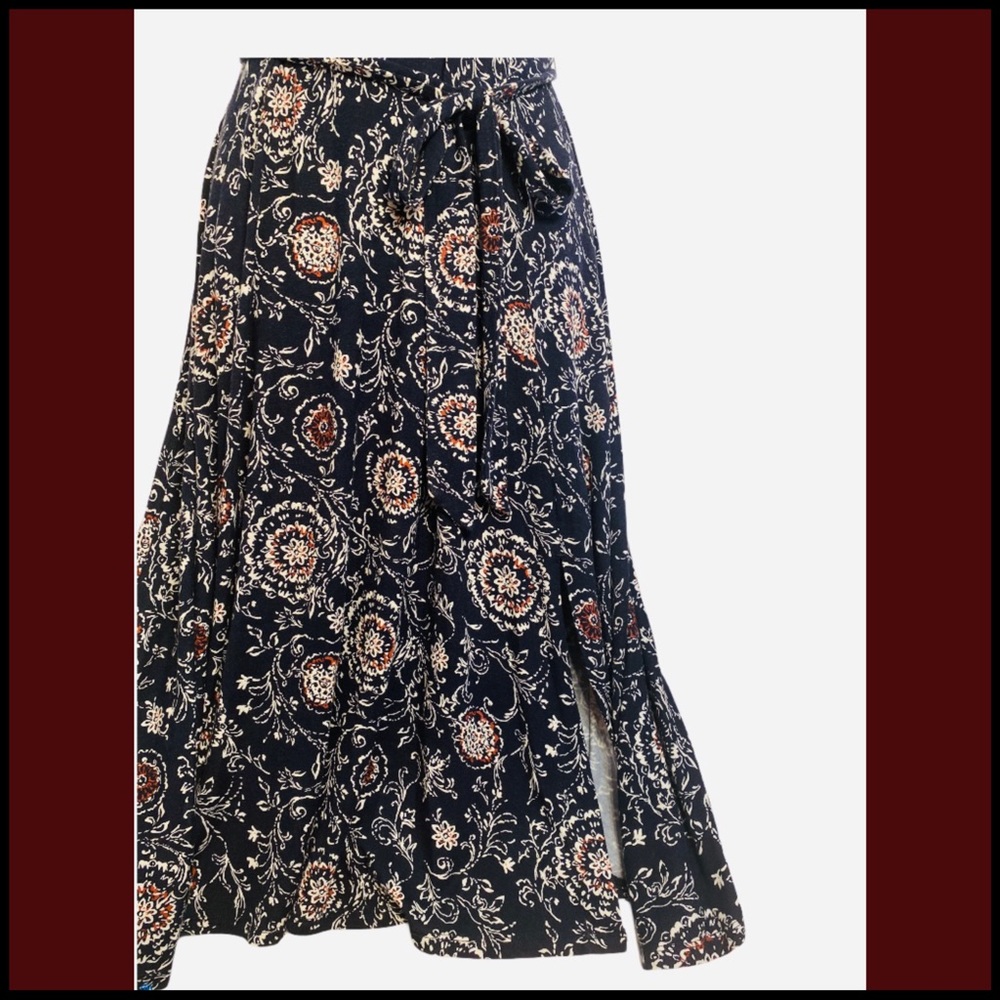 ANN TAYLOR PAISLEY PRINT BELTED JERSEY MIDI DRESS - Picture 8 of 12